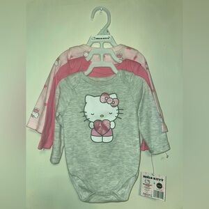 Hello Kitty - 3 pck body suit for babies. 9M